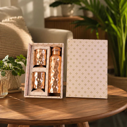 Diamond Cut Copper Water Bottle & 2 Glasses Gift Se
